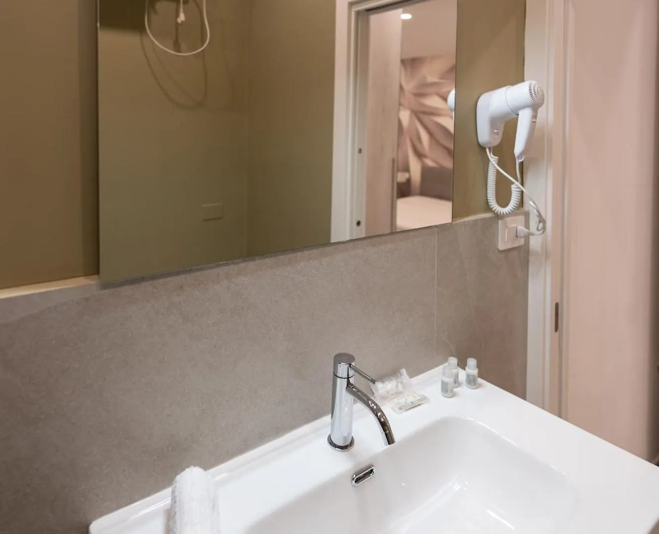 Suites Gaudioso Napoli Center Apartment Naples