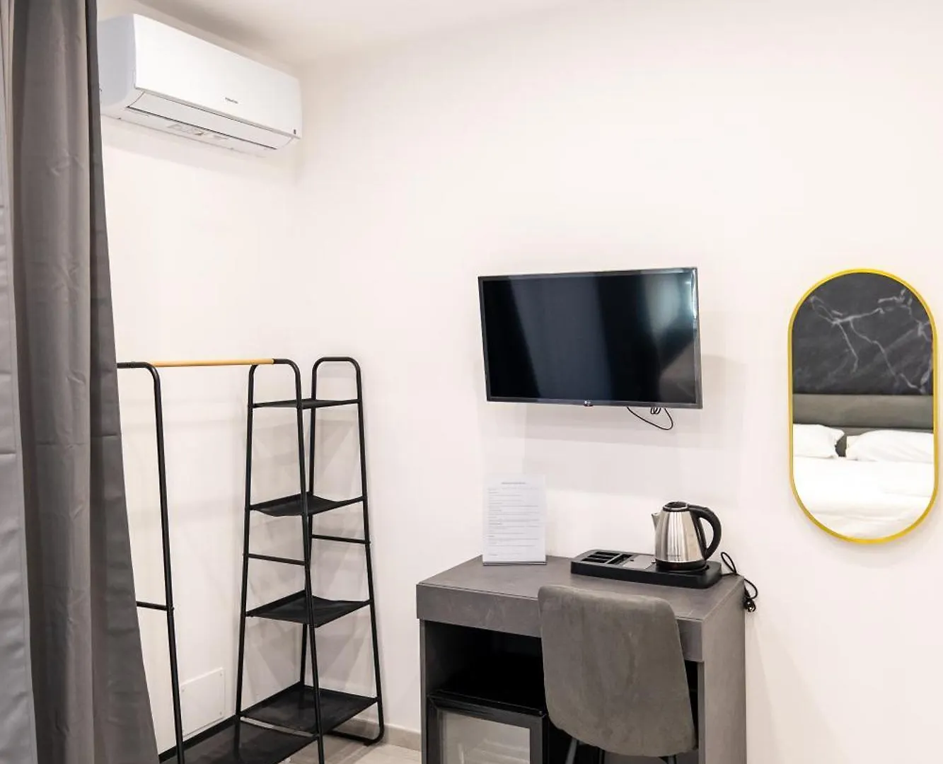 Suites Gaudioso Napoli Center Apartment