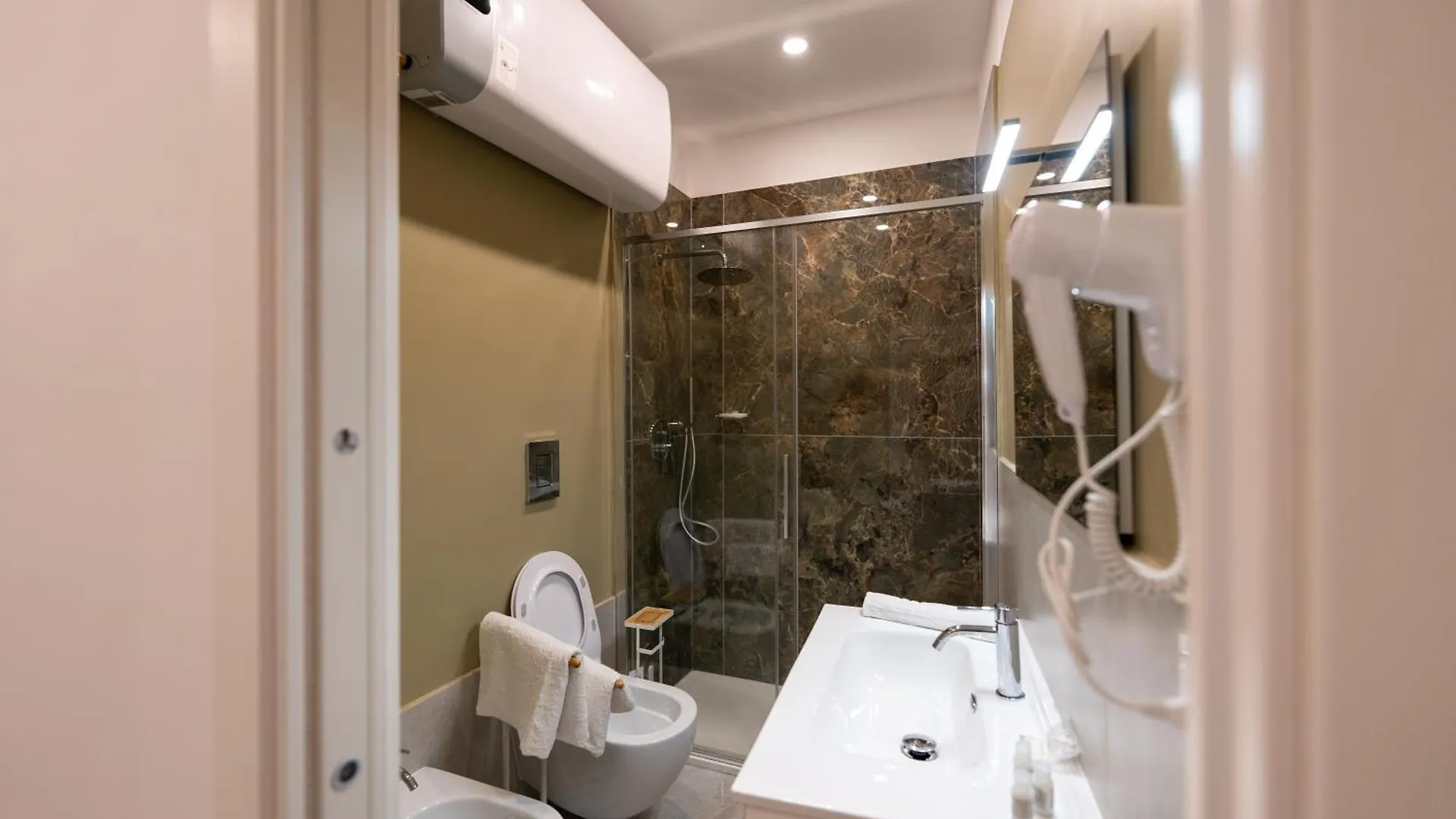 Suites Gaudioso Napoli Center Naples